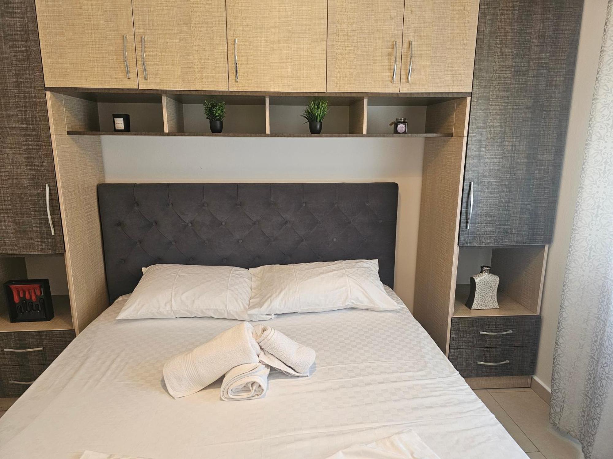 Bral 5 - Beachfront Apartamento